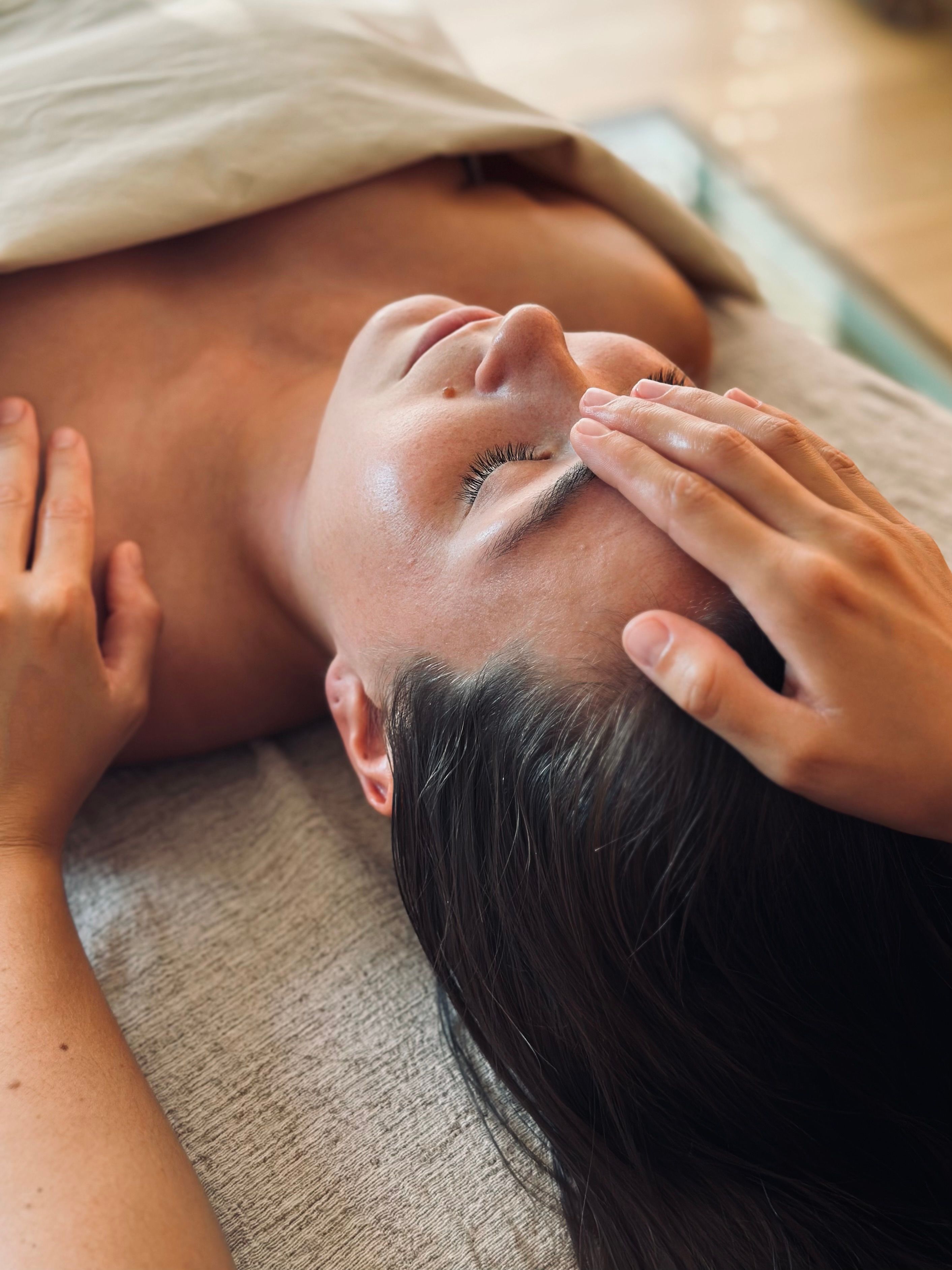 Massagekurs für Paare // Geschwister // Freund:innen